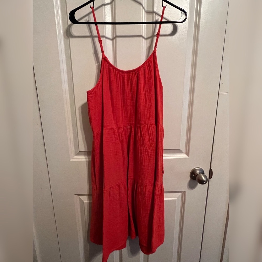 Red/orange dress